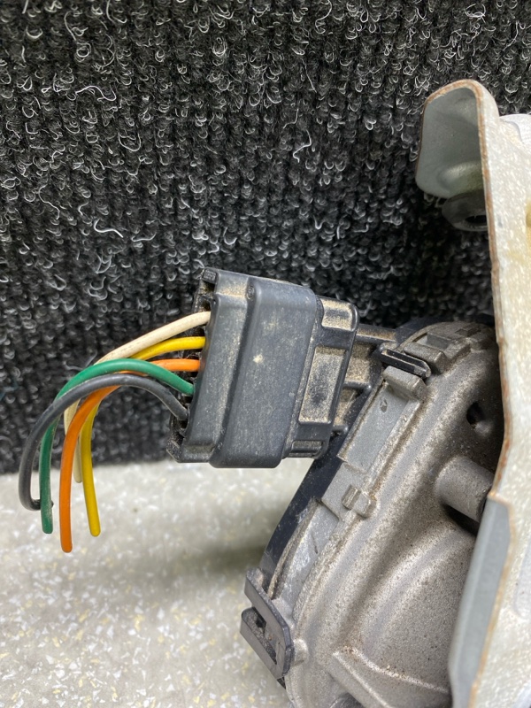 Моторчик стеклоочистителя передний HYUNDAI ELANTRA AD 16- 2.0 G4NH