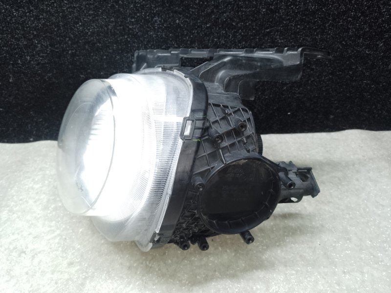 Фара левая NISSAN JUKE 10-19 1.6 MR16DDT Фара левая NISSAN JUKE 10-19 1.6 MR16DDT