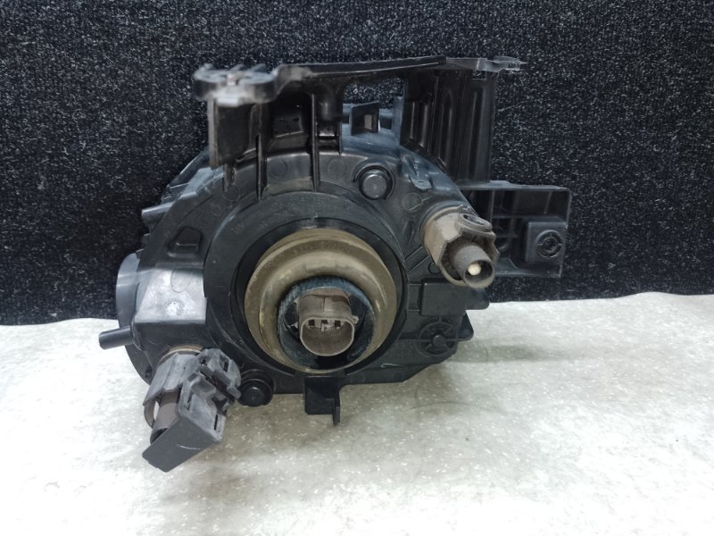 Фара левая JUKE 10-19 2011 1.6 MR16DDT Фара левая JUKE 10-19 2011 1.6 MR16DDT