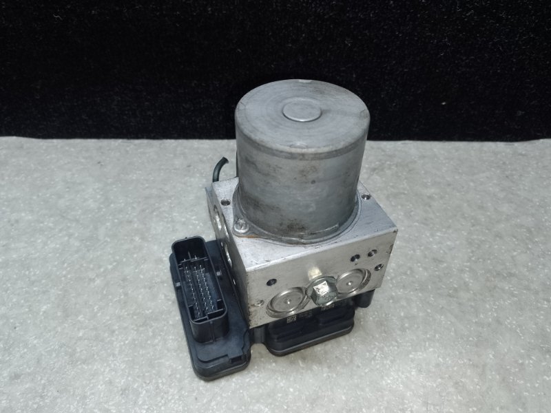 Блок ABS SUBARU FORESTER 12-19 2015 2.5 FB25B 27596SG150 Б/У