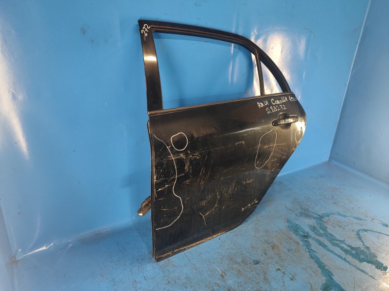 Дверь задняя левая COROLLA 150 06-13
