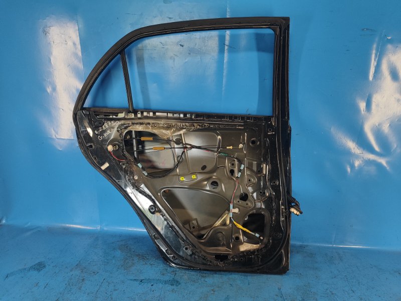 Дверь задняя левая COROLLA 150 06-13