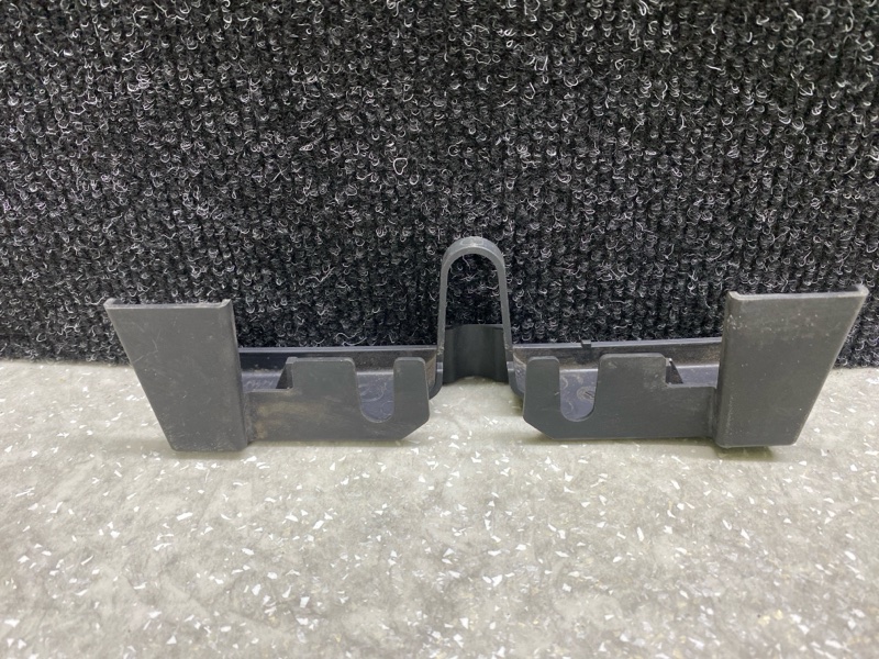 Накладка замка капота MAZDA CX-5 (KF) 16-21 2.5L