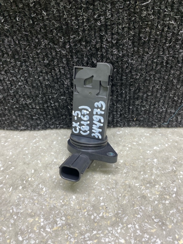 Расходомер воздуха MAZDA CX-5 (KF) 16-21 2018 2.5L PYFS-13-215 Б/У