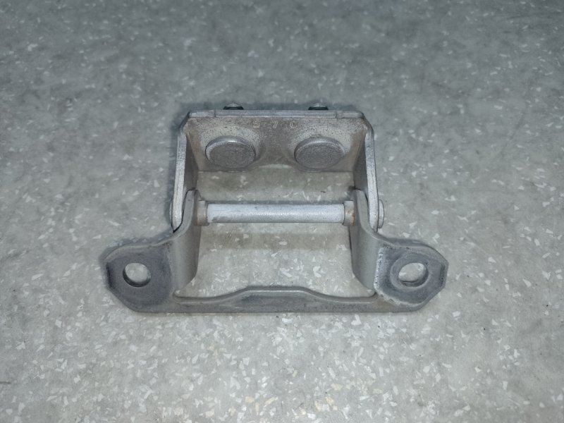 Петля крышки багажника FORESTER 12-19 2015 2.5 FB25B