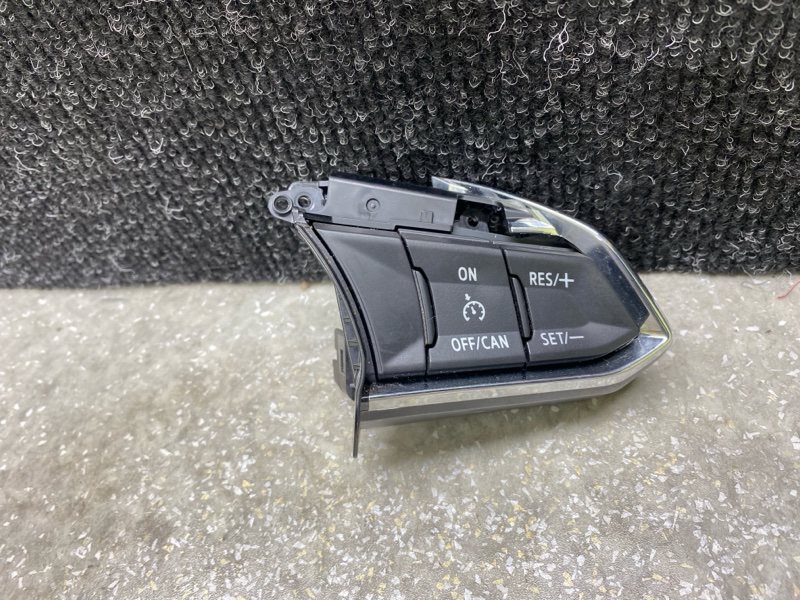 Запчасть кнопки на руль правые MAZDA CX-5 (KF) 16-21 2018 2.5L KD1K-66-4M0 Б/У Кнопки на руль правые MAZDA CX-5 (KF) 16-21 2018 2.5L KD1K-66-4M0 Б/У