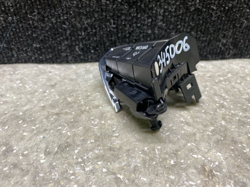 Кнопки на руль правые MAZDA CX-5 (KF) 16-21 2.5L Кнопки на руль правые MAZDA CX-5 (KF) 16-21 2.5L