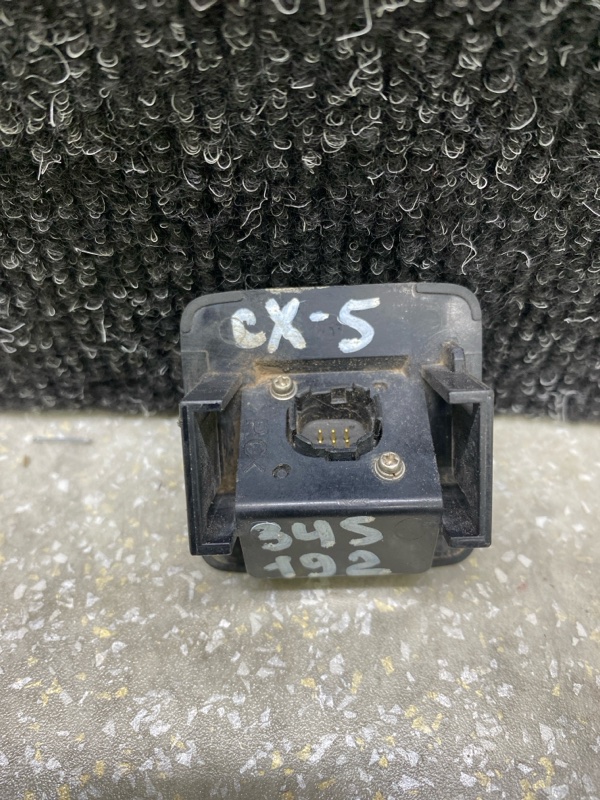 Камера заднего вида CX-5 (KF) 16-21 2018 2.5L Камера заднего вида CX-5 (KF) 16-21 2018 2.5L