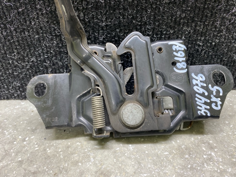 Замок капота CX-5 (KF) 16-21 2018 2.5L Замок капота CX-5 (KF) 16-21 2018 2.5L