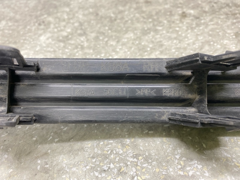 Накладка бампера передняя правая MAZDA CX-5 (KF) 16-21 2.5L