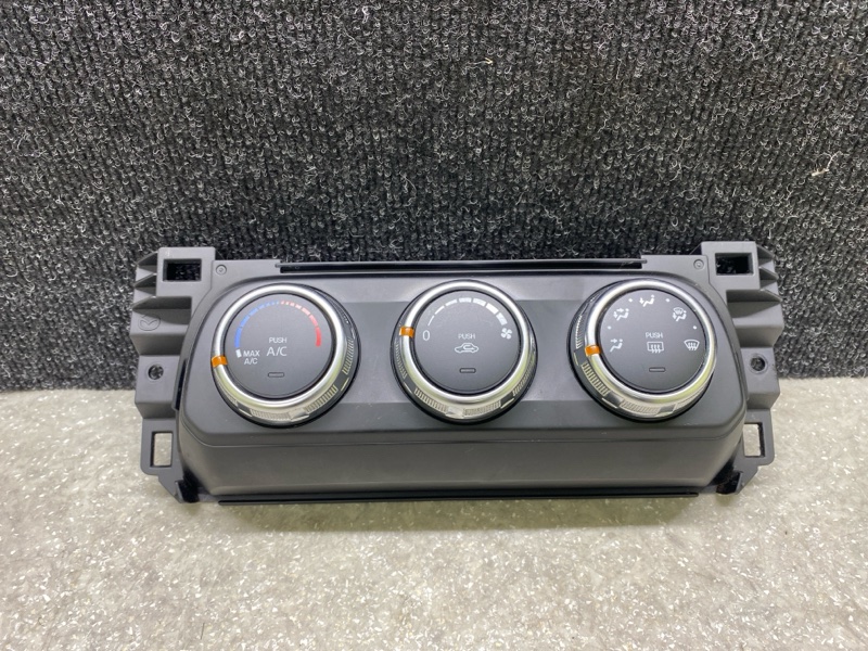 Запчасть блок управления печкой MAZDA CX-5 (KF) 16-21 2018 2.5L KB8B-61-190A Б/У Блок управления печкой MAZDA CX-5 (KF) 16-21 2018 2.5L KB8B-61-190A Б/У