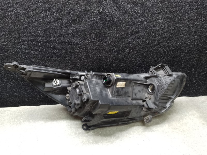 Фара левая HYUNDAI ACCENT RB 10- ХЭТЧБЭК 1.6 G4FD Фара левая HYUNDAI ACCENT RB 10- ХЭТЧБЭК 1.6 G4FD