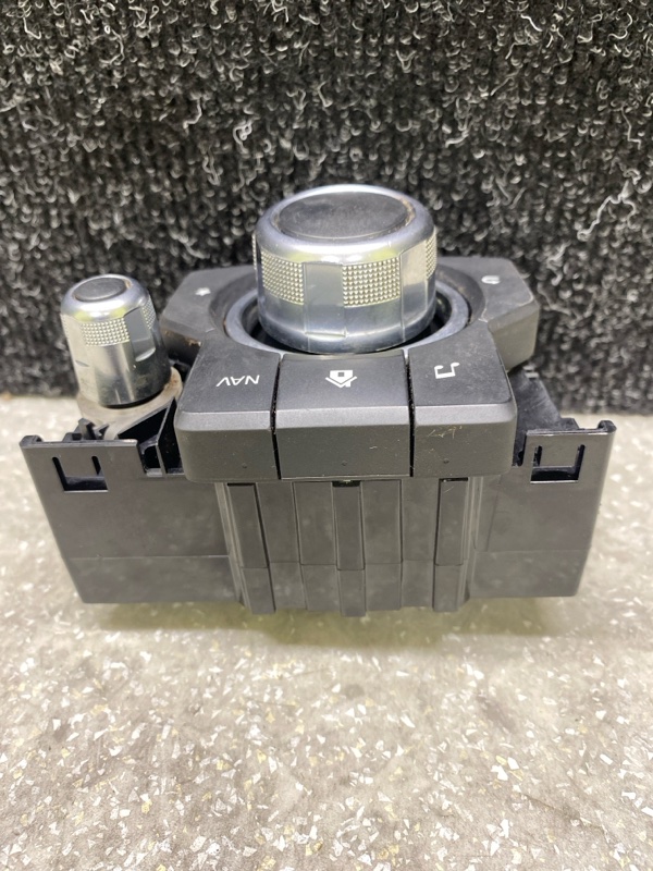 Блок управления мультимедиа CX-5 (KF) 16-21 2018 2.5L Блок управления мультимедиа CX-5 (KF) 16-21 2018 2.5L