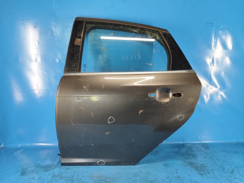 Дверь задняя левая FORD FOCUS 10-18 2015 2.0 C20HDEX DM5Z-5824631-C Б/У