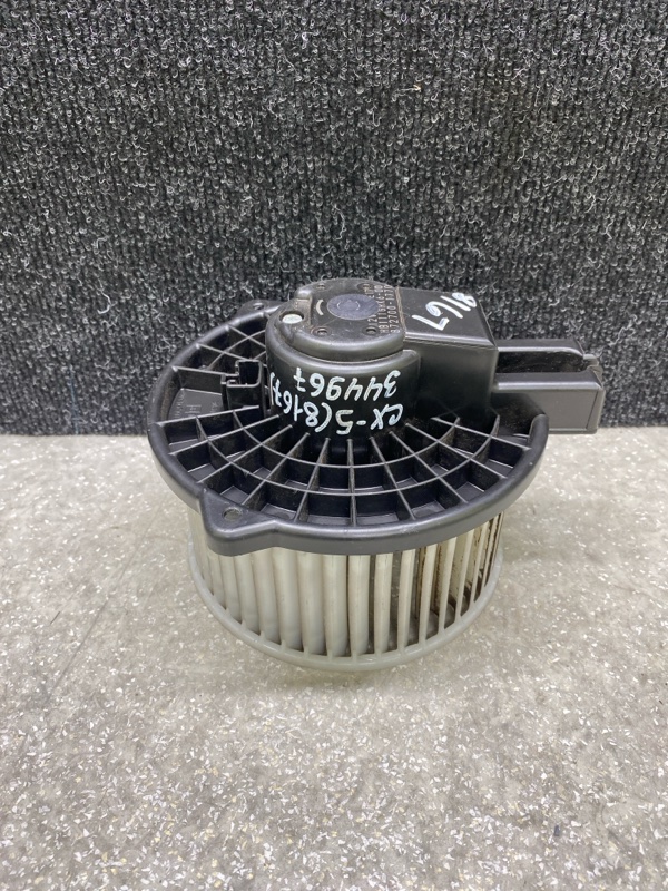 Моторчик печки MAZDA CX-5 (KF) 16-21 2018 2.5L GHP9-61-B10 Б/У