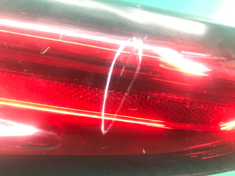 Фонарь наружный правый HIGHLANDER 2020-