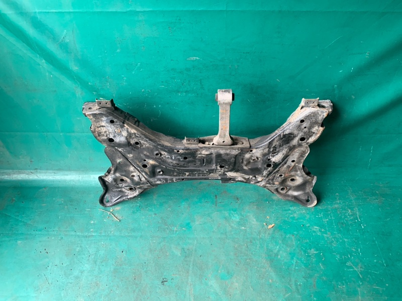 Балка передней подвески HYUNDAI SONATA YF 10-14 2.4 G4KK