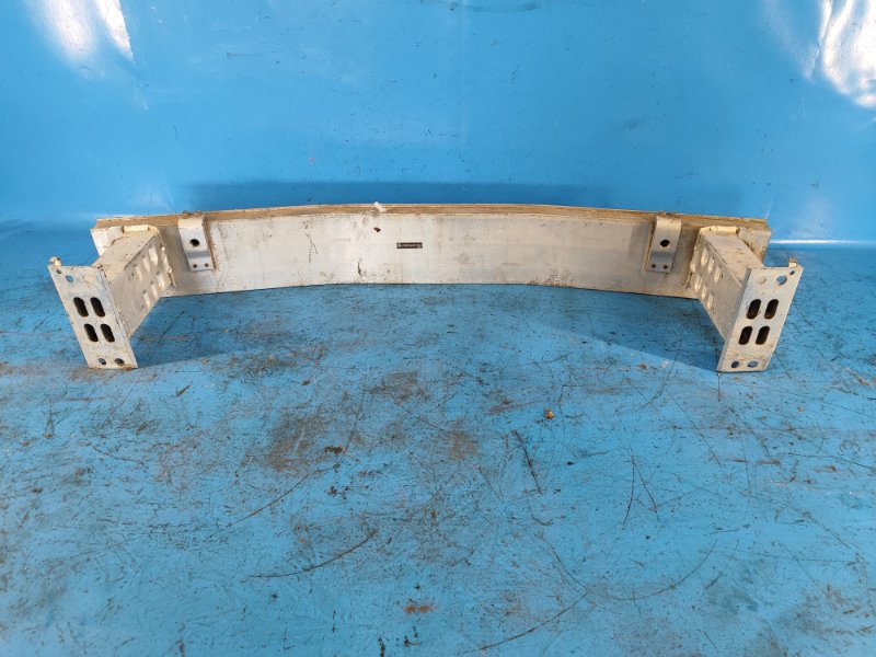 Усилитель переднего бампера HS250H (ANF10) 09-12 2009 2.4 2AZFXE