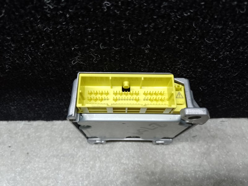 Блок управления AIRBAG SUBARU FORESTER 12-19 2.5 FB25B