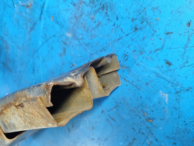 Усилитель заднего бампера FORD MUSTANG 15-