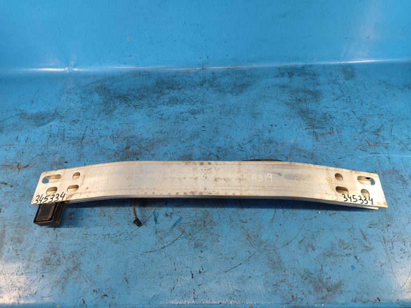 Усилитель переднего бампера LEXUS CT200 11-17 2012 1.8 2ZRFXE 5202176030 Б/У