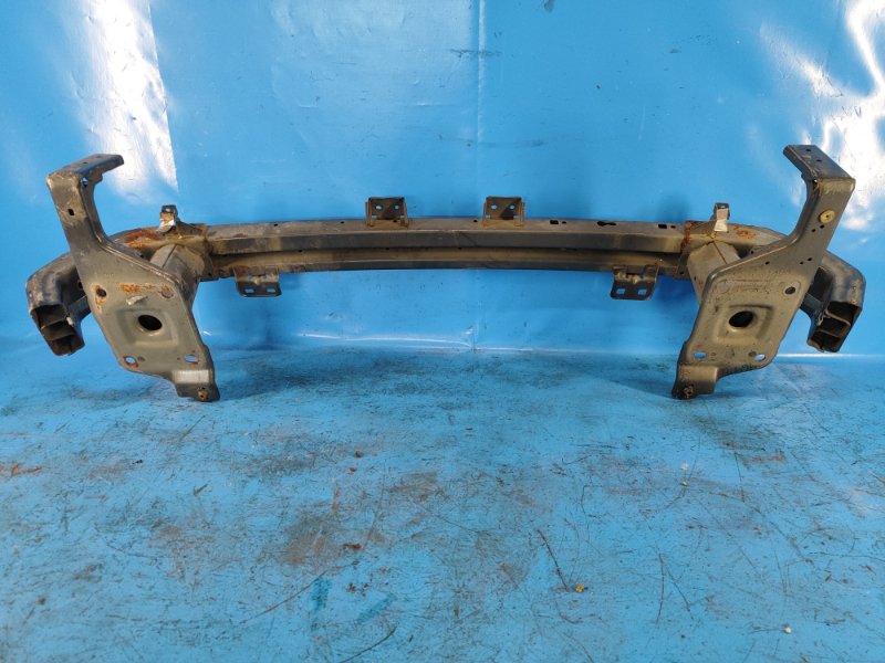 Усилитель переднего бампера FUSION 14- Усилитель переднего бампера FUSION 14-