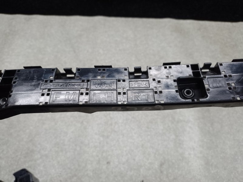 Кронштейн заднего бампера левый FORESTER 12-19 2015 2.5 FB25B