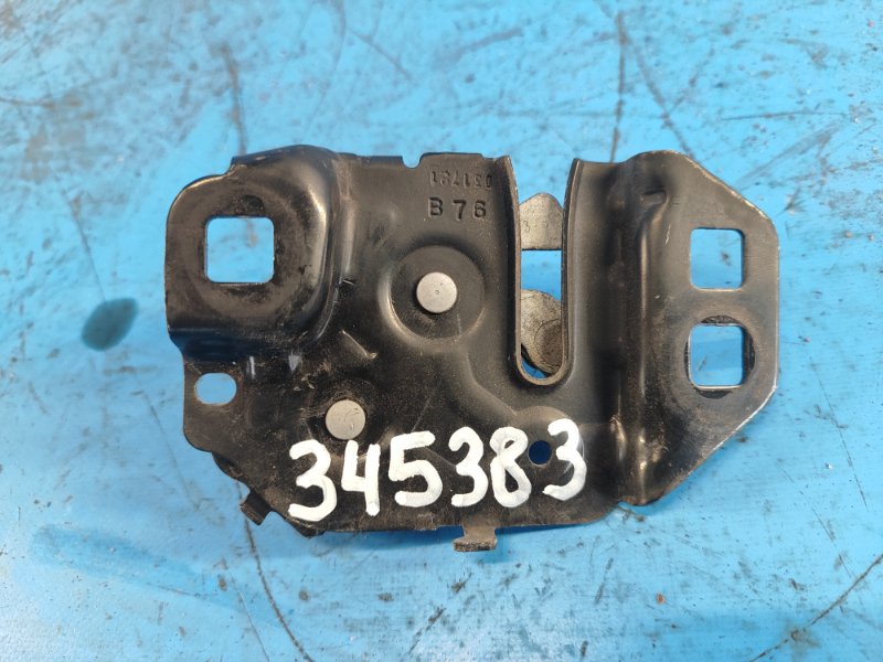 Замок капота правый FORD FUSION 14- 2.7 twin turbo DS7Z16700C Б/У
