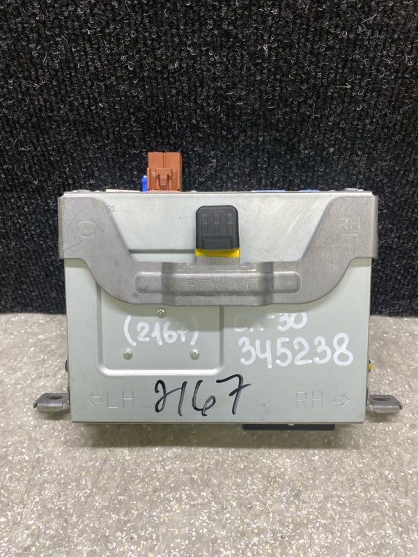 Запчасть магнитола MAZDA CX-30 19- 2021 2.5L DGH9-66-9C0J Б/У Магнитола MAZDA CX-30 19- 2021 2.5L DGH9-66-9C0J Б/У