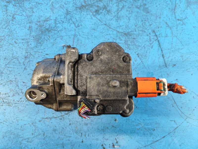 Компрессор кондиционера PRIUS - 30 09-17