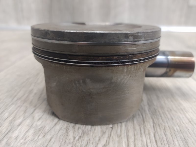 Поршень MITSUBISHI OUTLANDER XL 05-13 4B12 Поршень MITSUBISHI OUTLANDER XL 05-13 4B12