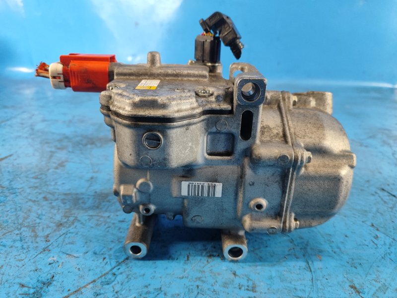 Компрессор кондиционера PRIUS - 30 09-17
