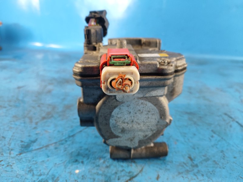 Компрессор кондиционера PRIUS - 30 09-17