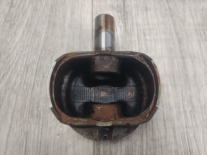 Поршень OUTLANDER XL 05-13 4B12