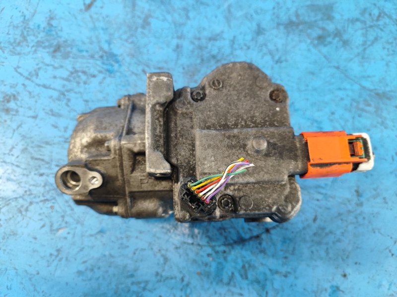 Компрессор кондиционера PRIUS - 30 09-17