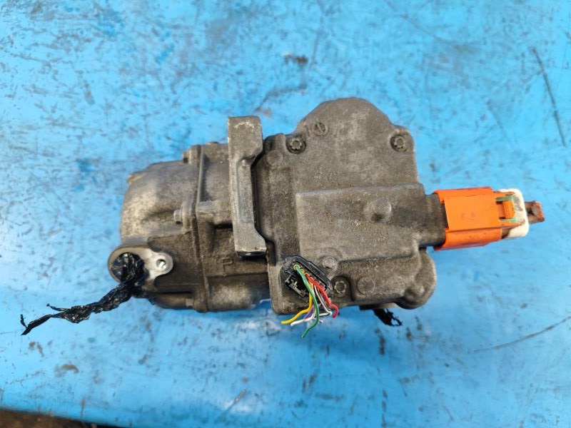 Компрессор кондиционера PRIUS PLUS 11-14