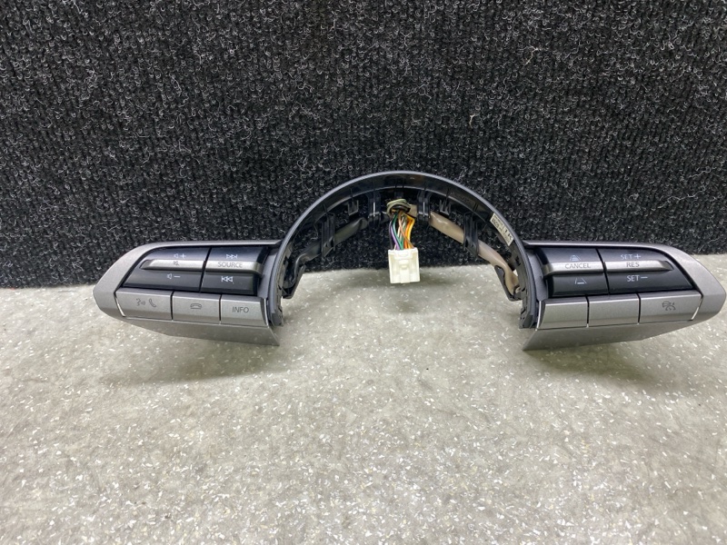 Запчасть кнопки на руль MAZDA CX-30 19- 2021 2.5L BEMD-66-4M0A Б/У Кнопки на руль MAZDA CX-30 19- 2021 2.5L BEMD-66-4M0A Б/У