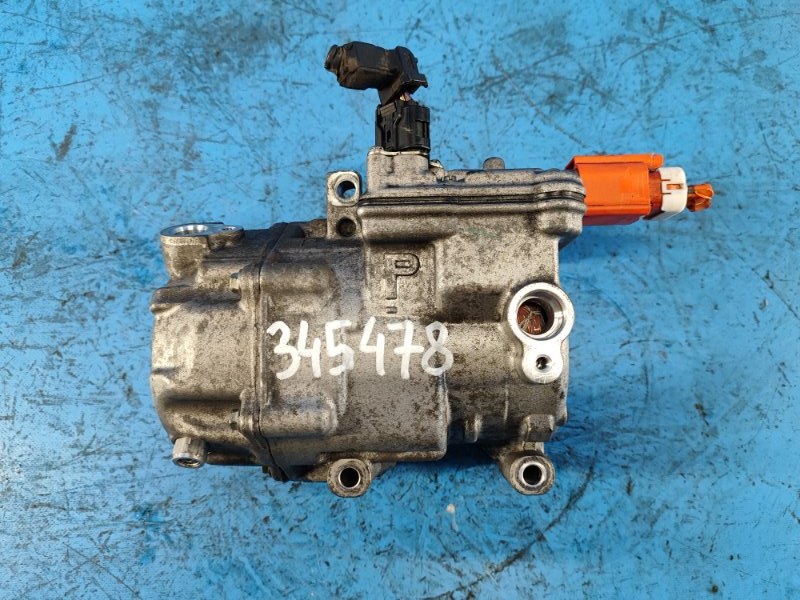 Компрессор кондиционера TOYOTA PRIUS PLUS 11-14 88370-47060 Б/У