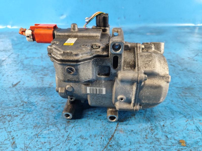 Компрессор кондиционера PRIUS PLUS 11-14