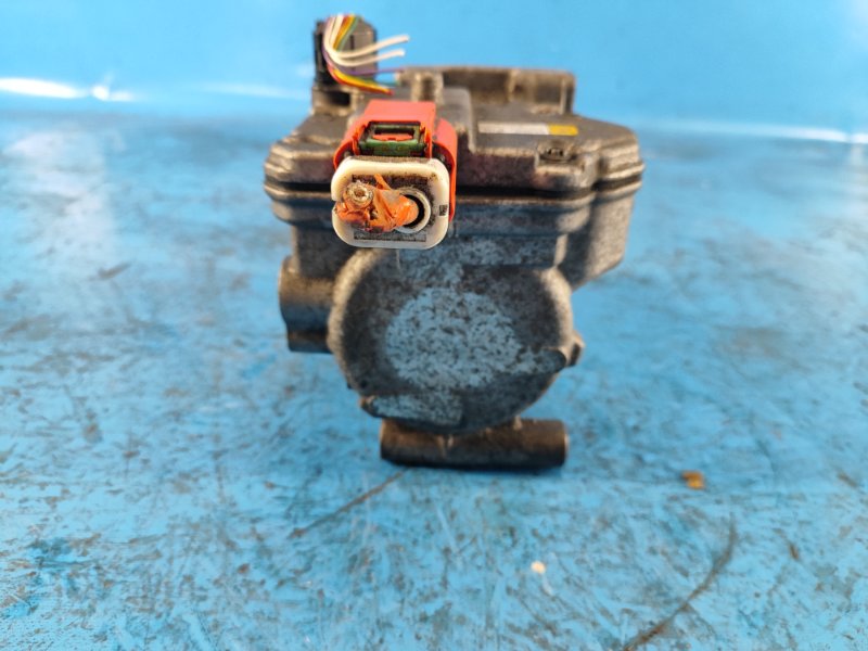 Компрессор кондиционера PRIUS PLUS 11-14