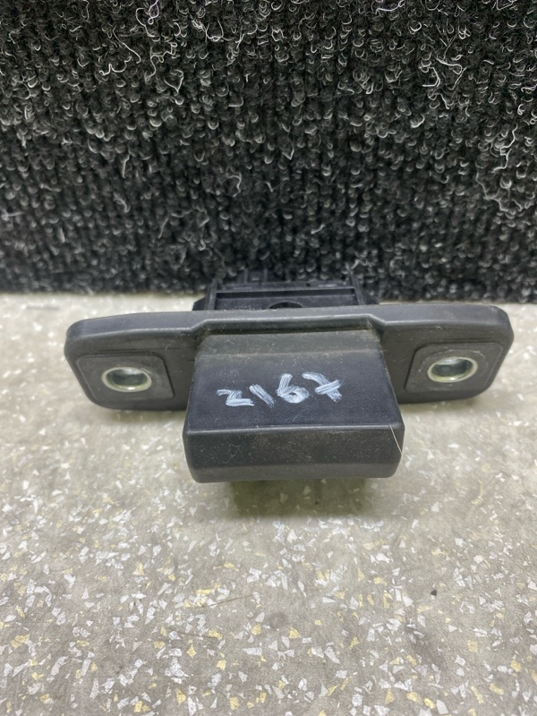 Кнопка открывания багажника наружная CX-30 19- 2021 2.5L