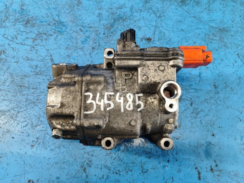 Компрессор кондиционера TOYOTA PRIUS PLUS 11-14 88370-47060 Б/У