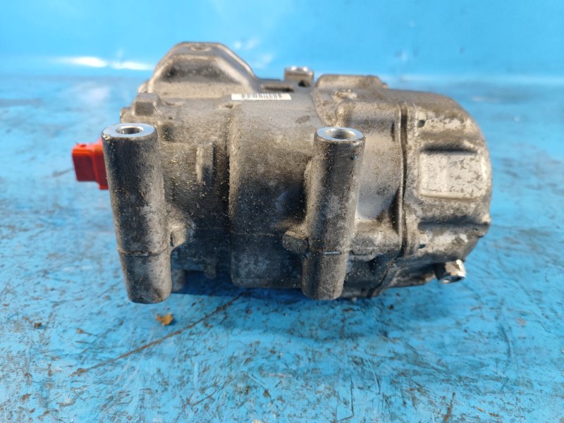 Компрессор кондиционера PRIUS PLUS 11-14