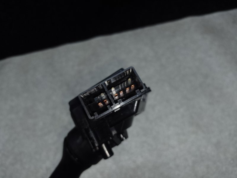 Подрулевой переключатель правый SUBARU FORESTER 12-19 2.5 FB25B