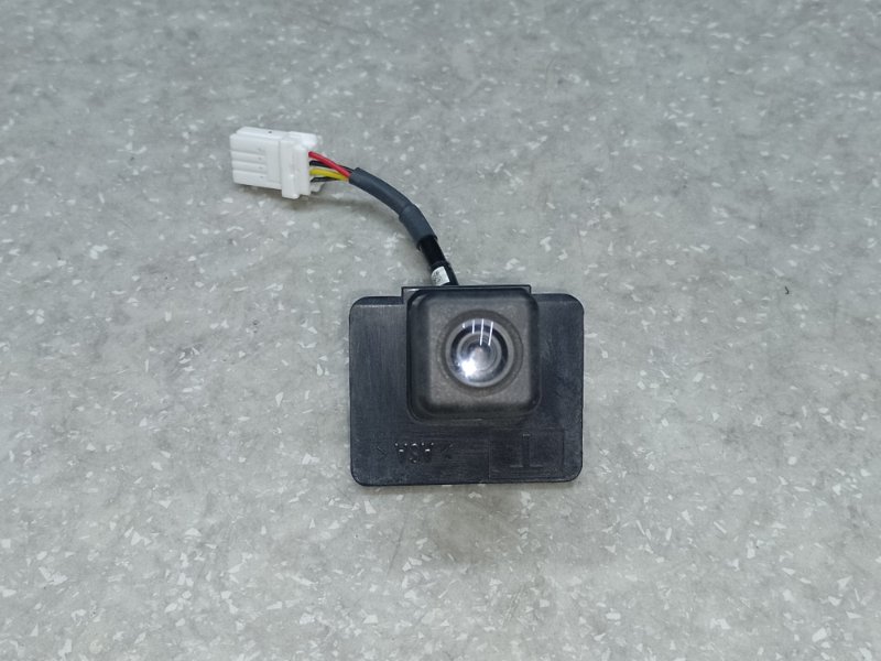 Камера заднего вида SUBARU FORESTER 12-19 2015 2.5 FB25B 86267SG000 Б/У