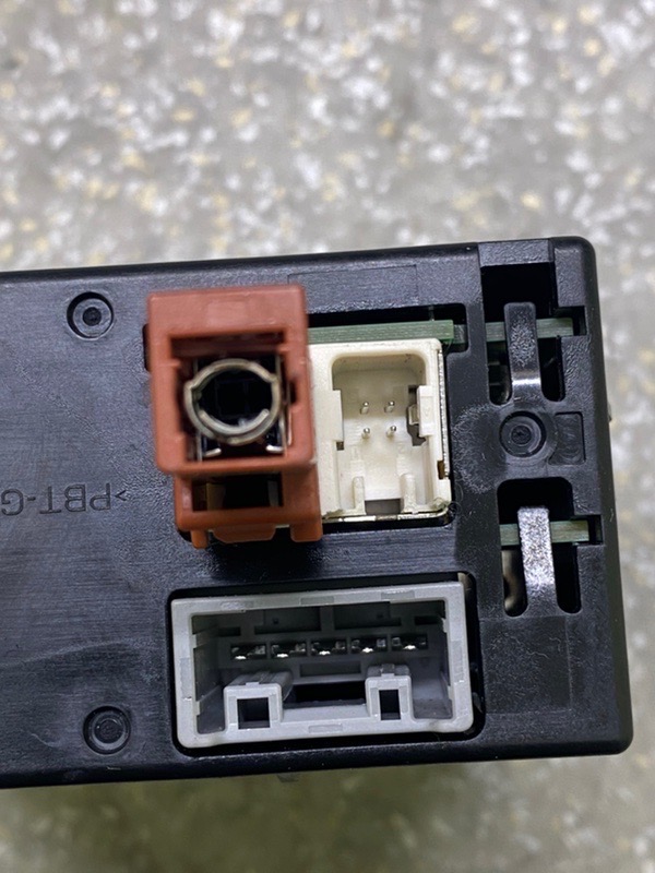 USB адаптер CX-30 19- 2021 2.5L USB адаптер CX-30 19- 2021 2.5L