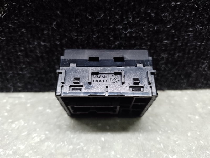 Блок управления зеркалами NISSAN SENTRA B17 12-21