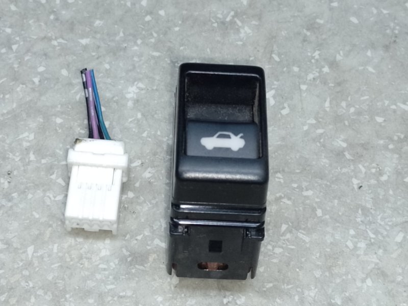 Кнопка открывания багажника внутренняя NISSAN SENTRA B17 12-21 25380-JF00A Б/У