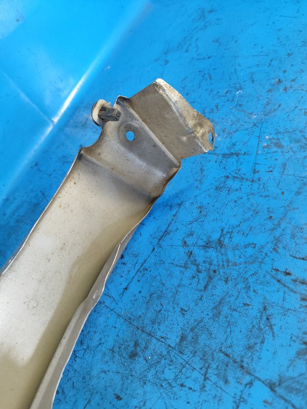 Крыло переднее левое PRIUS - 30 09-17 Крыло переднее левое PRIUS - 30 09-17