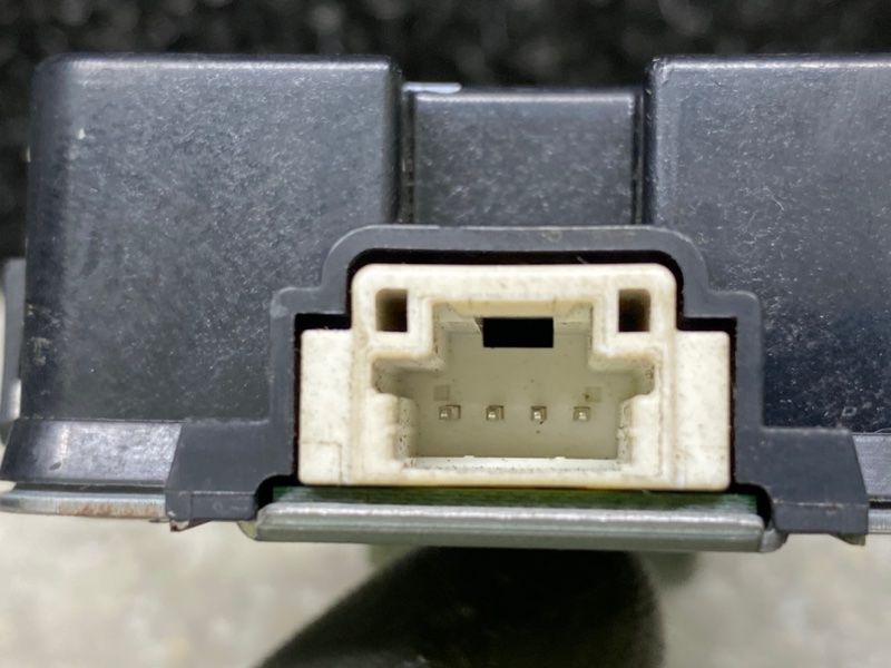 Блок управления центральным замком CX-30 19- 2021 2.5L